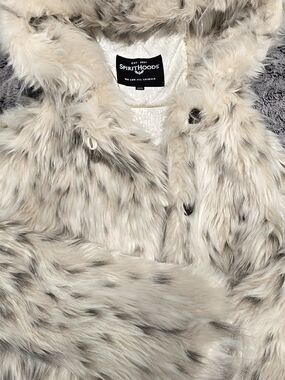 SpiritHoods Faux Fur Coat in Cream and Gray